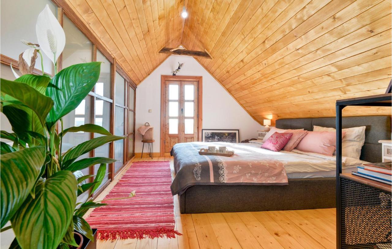 2 Bedroom Beautiful Home In Starcevljani ภายนอก รูปภาพ